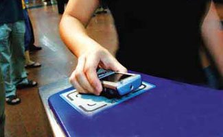 �Ї�(gu��)(li��n)ͨ�Ƴ��׏��y�п��֙C(j��)SIM������һ��